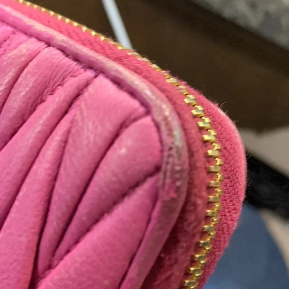 Miu Miu Pink Matelassé Leather Wallet - Picture 3 of 6